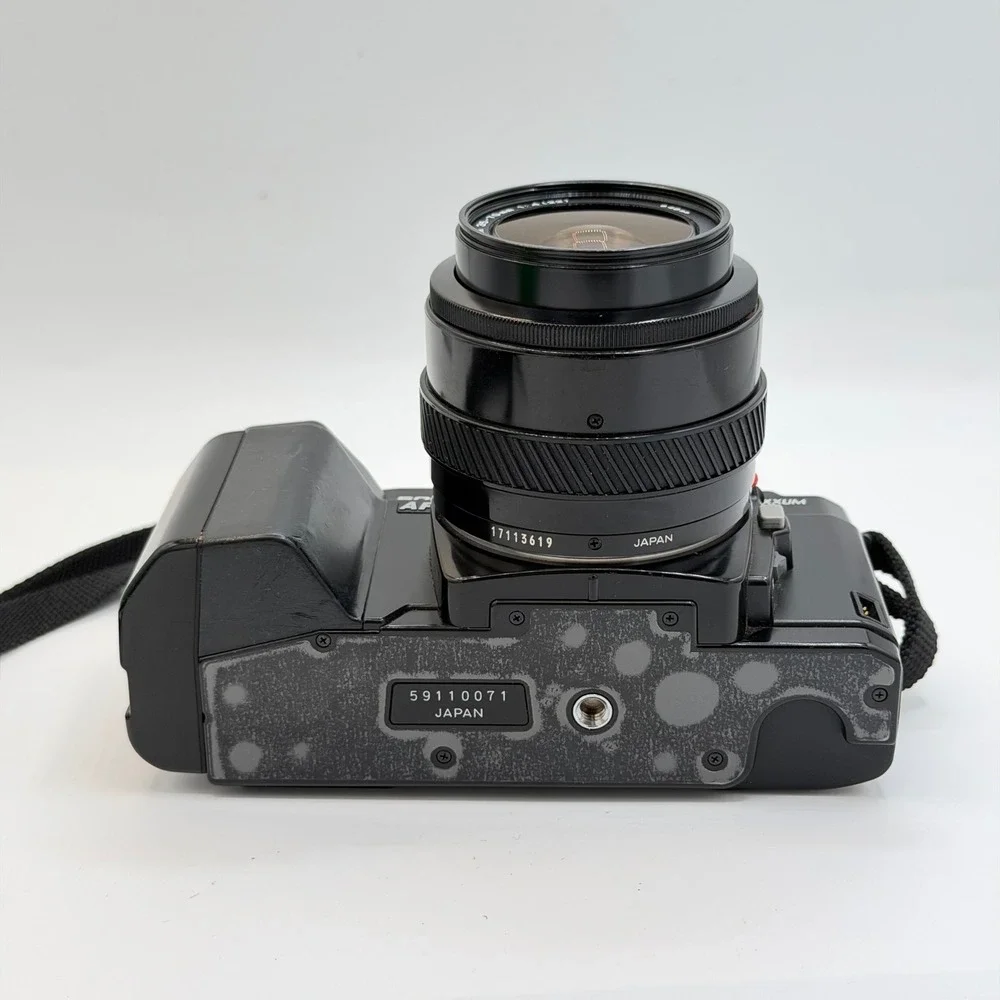 Minolta Maxxum 5000 35mm SLR Camera W/ 35-70mm 70-210 Lenses + Acc - Tested!